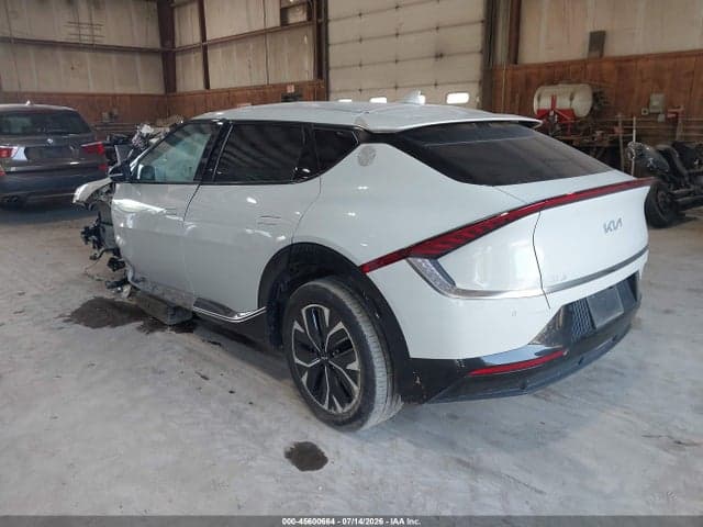 2022 KIA EV6 WIND 3