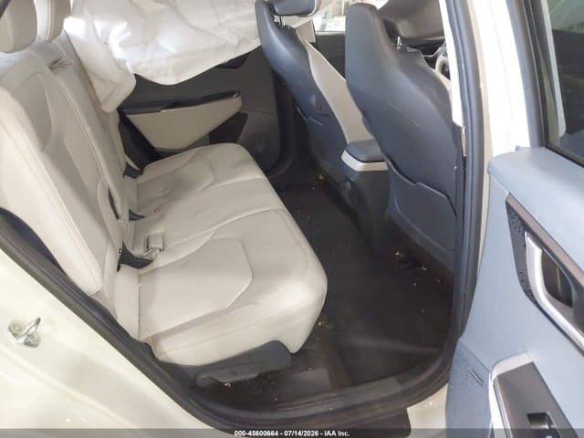 2022 KIA EV6 WIND 8