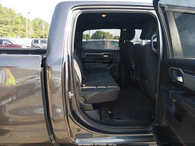 2022 RAM 1500 BIG HORN 4X4 6'4 BOX 8