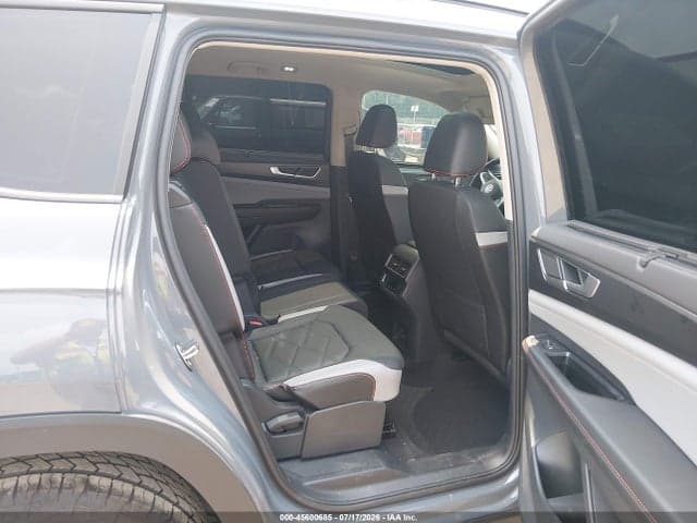 2026 VOLKSWAGEN ATLAS PEAK EDITION 8