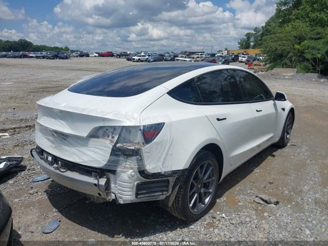 2021 TESLA MODEL 3 STANDARD RANGE PLUS REAR-WHEEL DRIVE 4