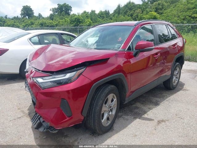 2023 TOYOTA RAV4 XLE 2