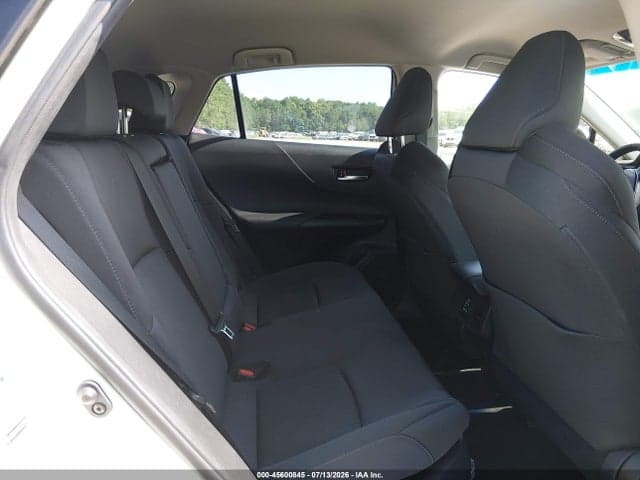 2021 TOYOTA VENZA LE 8