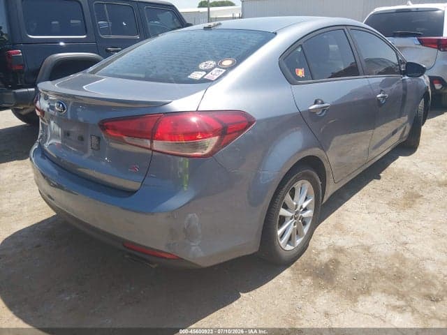 2017 KIA FORTE S 4