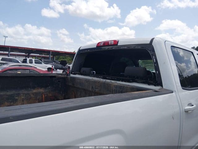 2017 CHEVROLET SILVERADO 2500HD LT 17