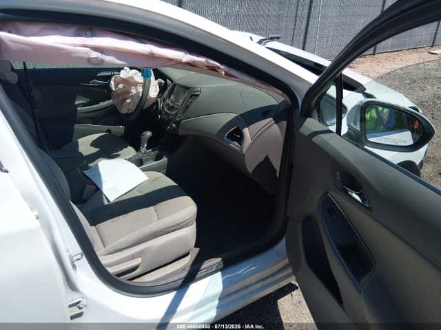2017 CHEVROLET CRUZE LT AUTO 5