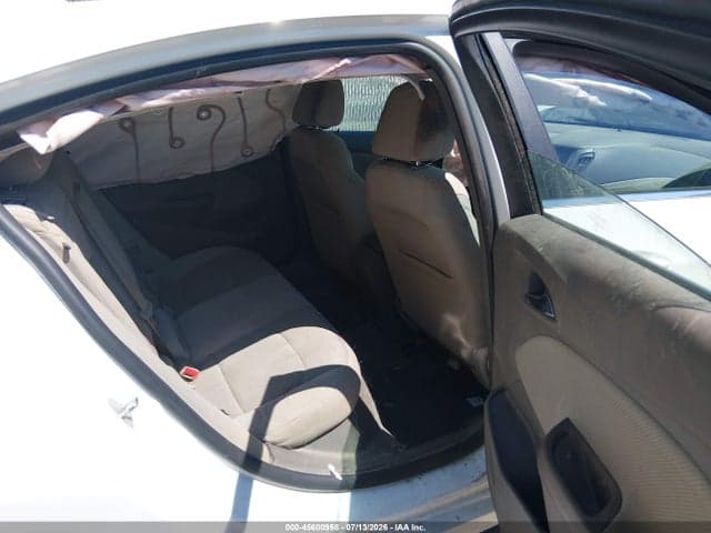 2017 CHEVROLET CRUZE LT AUTO 8
