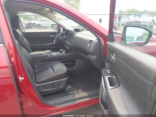 2024 NISSAN PATHFINDER SL 4WD 5