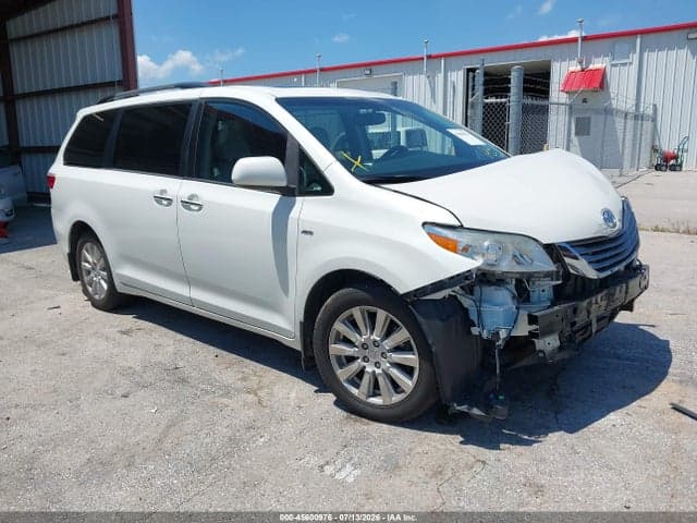 2017 TOYOTA SIENNA XLE 7 PASSENGER 1