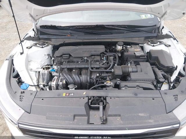 2025 KIA K4 LXS 10