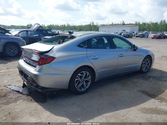 2021 HYUNDAI SONATA SEL 4