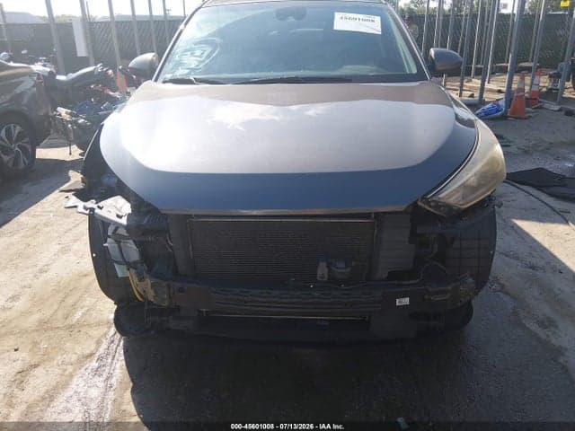 2020 HYUNDAI TUCSON SE 6