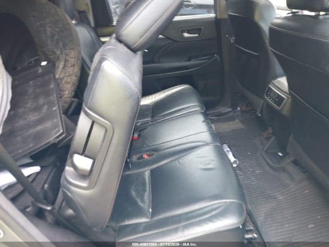 2018 TOYOTA HIGHLANDER XLE 8