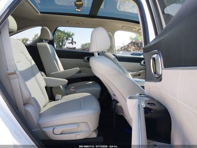 2021 KIA SORENTO SX 8