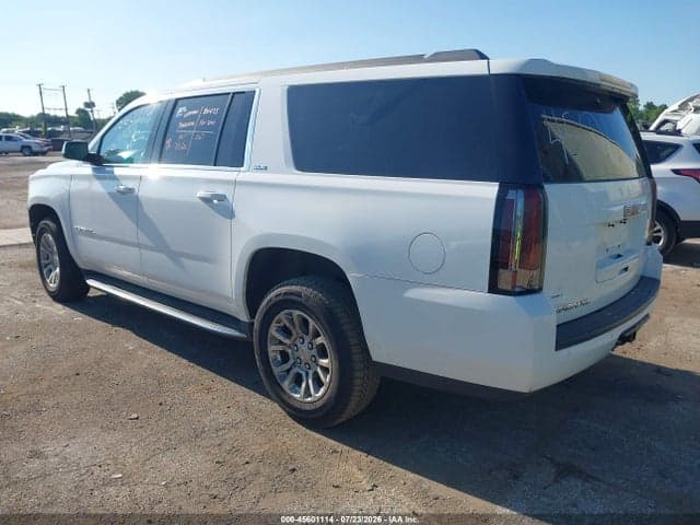 2020 GMC YUKON XL 4WD SLE 3