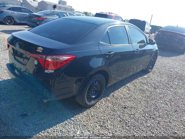2019 TOYOTA COROLLA LE 4