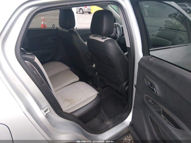 2020 CHEVROLET TRAX FWD LT 8