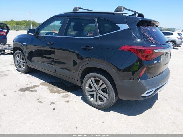 2022 KIA SELTOS S 3