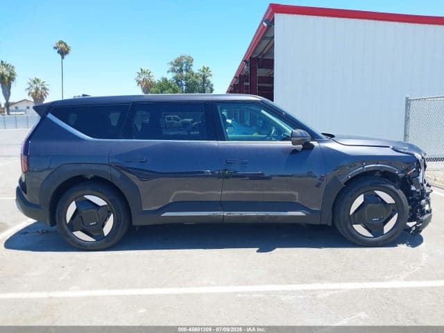2026 KIA EV9 LIGHT LONG RANGE 14