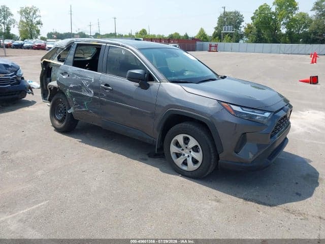 2023 TOYOTA RAV4 LE 1