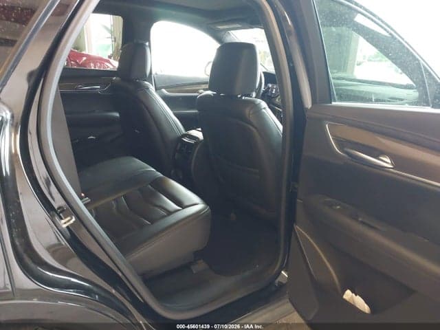 2018 CADILLAC XT5 PLATINUM 8