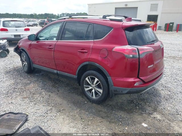 2018 TOYOTA RAV4 XLE 3