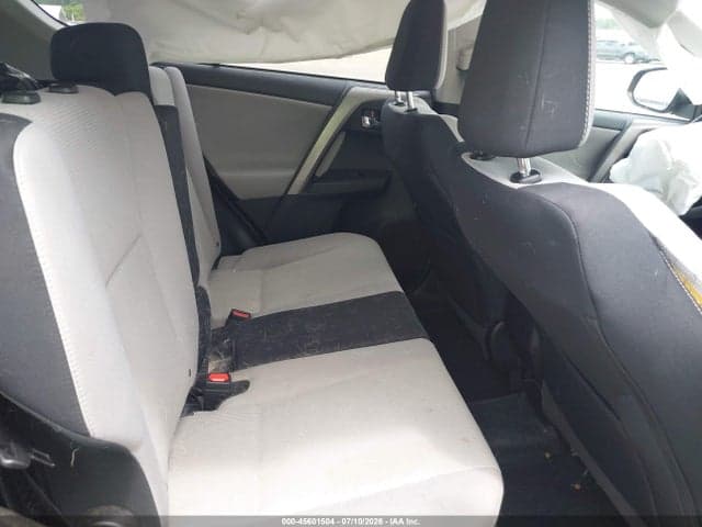 2018 TOYOTA RAV4 XLE 8