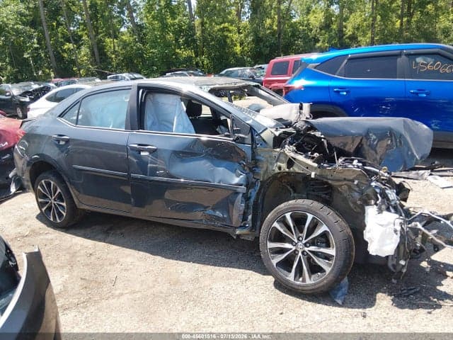 2018 TOYOTA COROLLA SE 14