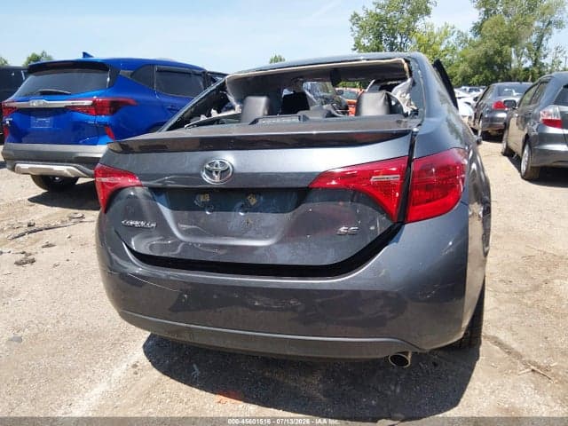 2018 TOYOTA COROLLA SE 17