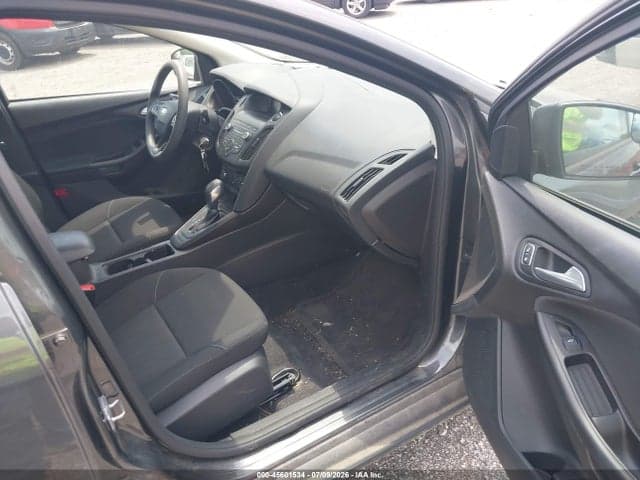2018 FORD FOCUS SE 5
