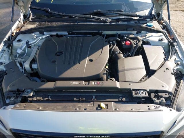 2022 VOLVO S60 B5 MOMENTUM 10