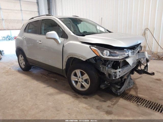2020 CHEVROLET TRAX AWD LT - 1