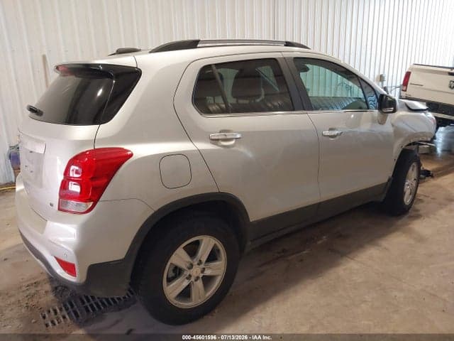 2020 CHEVROLET TRAX AWD LT 4