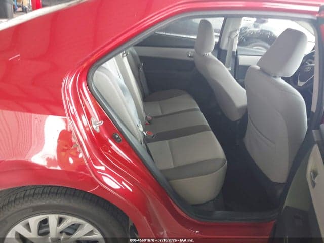 2017 TOYOTA COROLLA LE 8