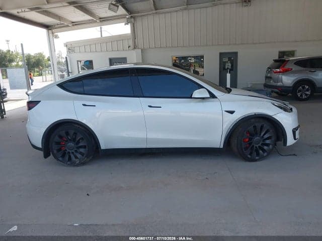 2022 TESLA MODEL Y PERFORMANCE DUAL MOTOR ALL-WHEEL DRIVE 11