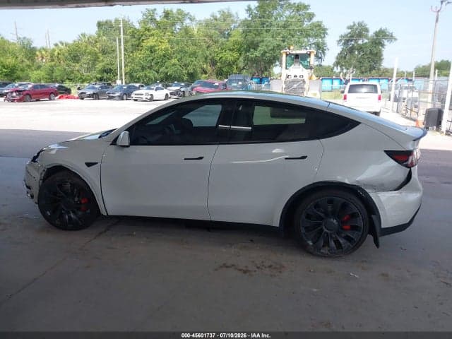2022 TESLA MODEL Y PERFORMANCE DUAL MOTOR ALL-WHEEL DRIVE 12