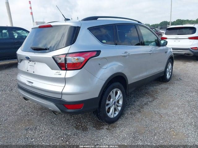 2018 FORD ESCAPE SE 4