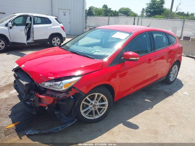 2017 FORD FOCUS SE 1