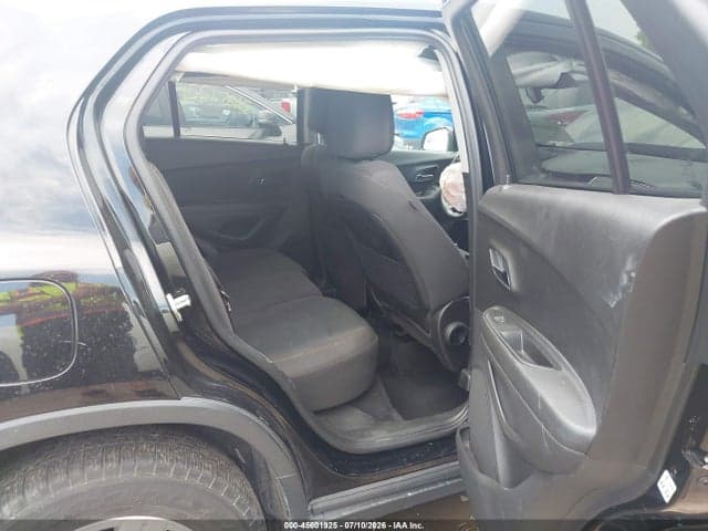 2019 CHEVROLET TRAX LS 8