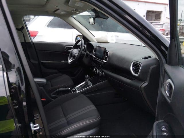 2024 HYUNDAI VENUE SEL 5