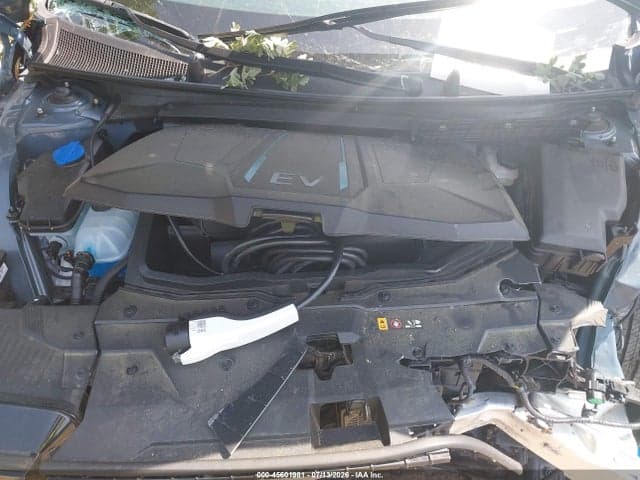 2024 HYUNDAI IONIQ 5 SE STANDARD RANGE 10
