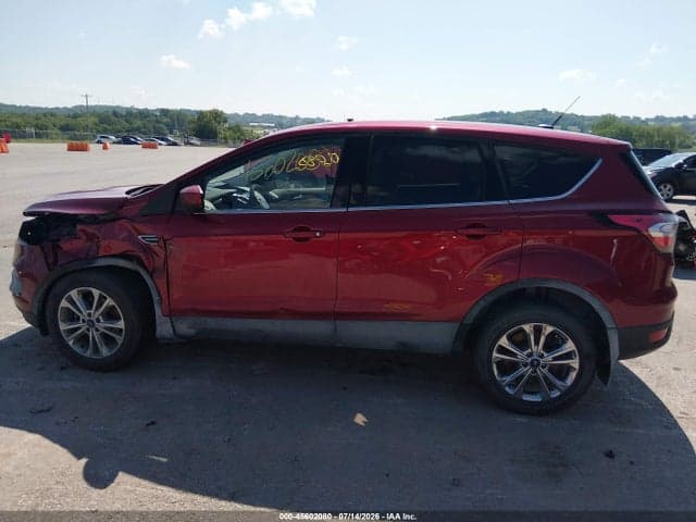 2017 FORD ESCAPE SE 15