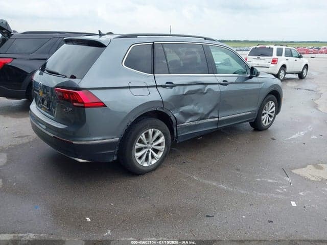 2018 VOLKSWAGEN TIGUAN 2.0T SE/2.0T SEL 4