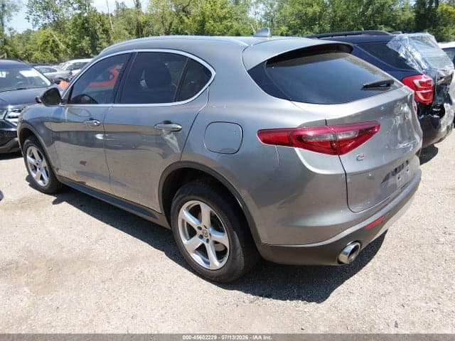2019 ALFA ROMEO STELVIO AWD 4