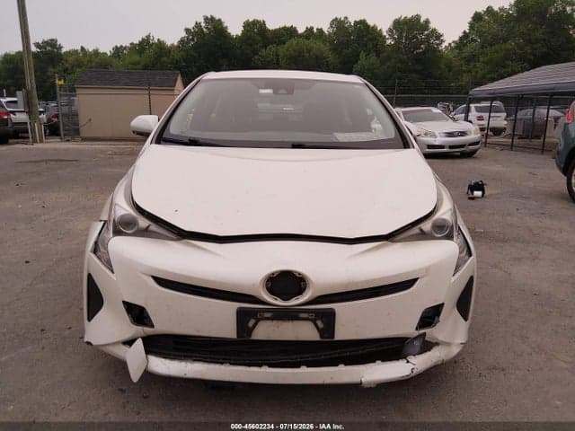 2017 TOYOTA PRIUS THREE 12