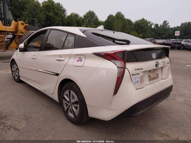 2017 TOYOTA PRIUS THREE 3