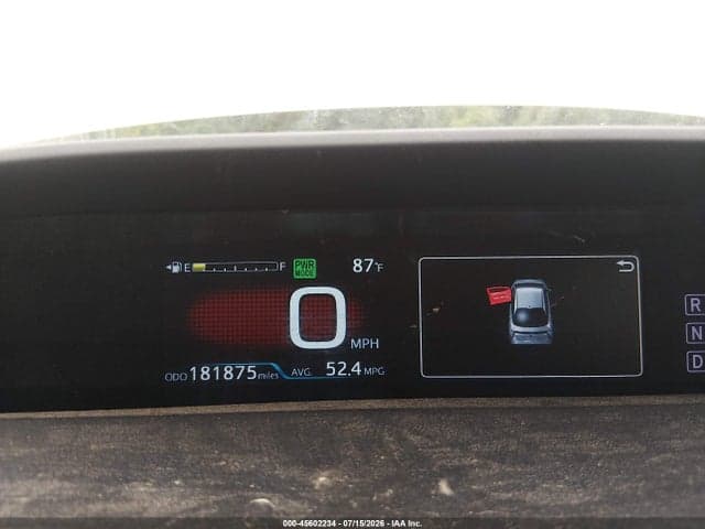 2017 TOYOTA PRIUS THREE 7