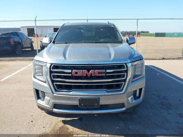 2024 GMC YUKON XL 4WD SLT 12
