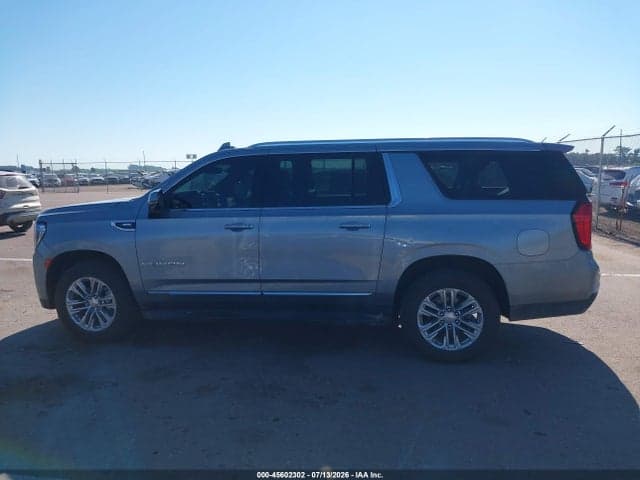 2024 GMC YUKON XL 4WD SLT 14