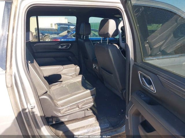 2024 GMC YUKON XL 4WD SLT 8